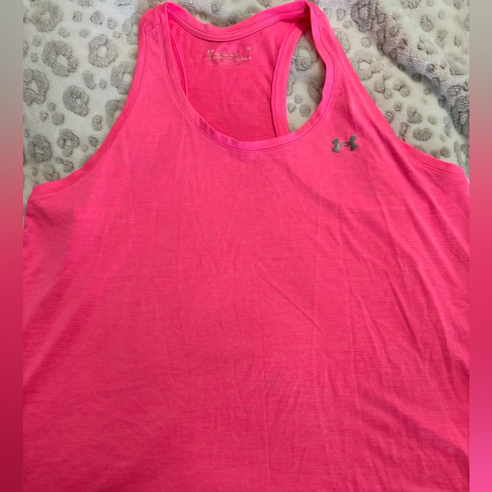 Under armor heat gear loose fit tank